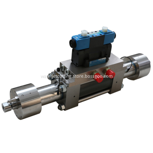 Waterjet cutting machine high pressure intensifier booster